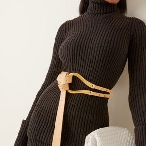 // Bottega Veneta Style // Gold & Tan Cream Horseshoe Buckle Double Strand Belt